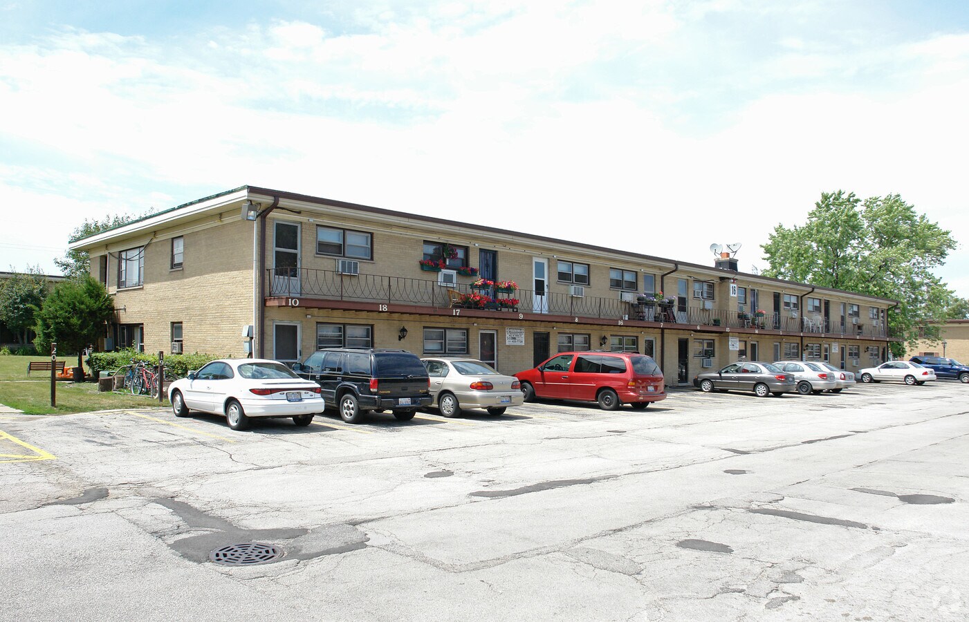 Photo - 14 King Arthur Ct