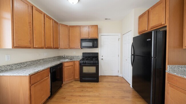 Photo - 4609 N Kimball Ave