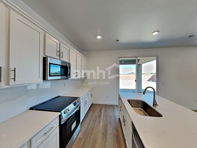 Photo - 12254 Thunder Creek Pky