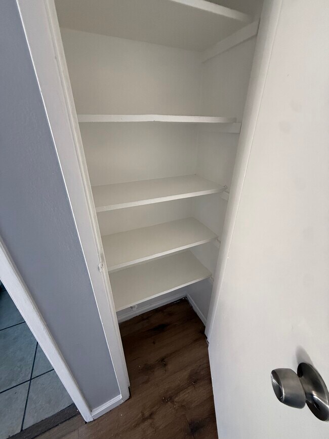 Photo - 1536 N 22nd St Unit Apt 4