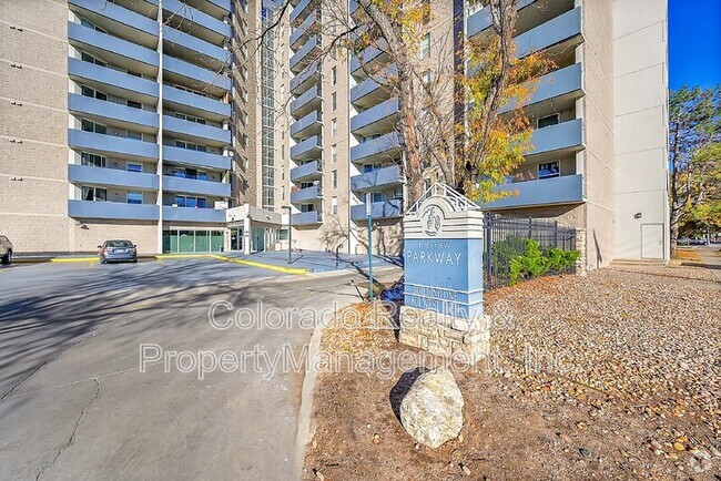 Building Photo - 601 W 11th Ave Unit #712 Rental