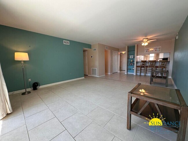 Photo - Gulf-Front 2 Bedroom Condo in Fort Walton ...