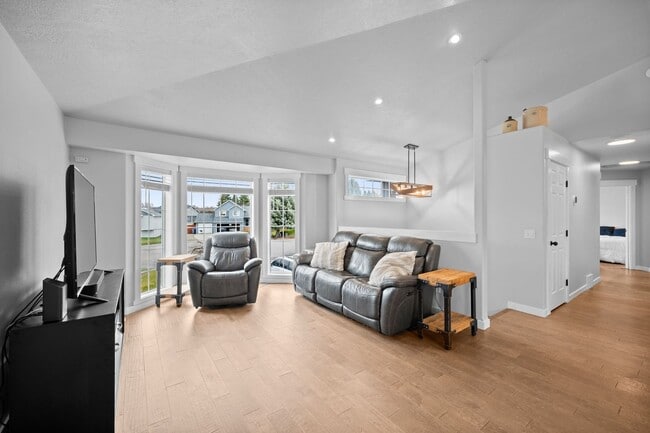 Photo - Gorgeous Liberty Lake 5 Bedroom Home!