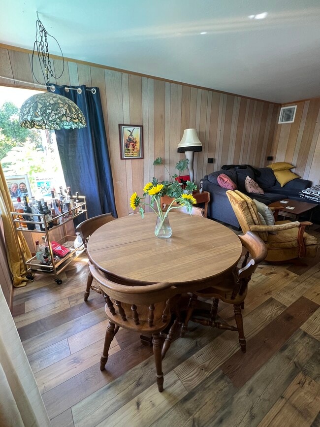 Photo - 4230 Garden Rd