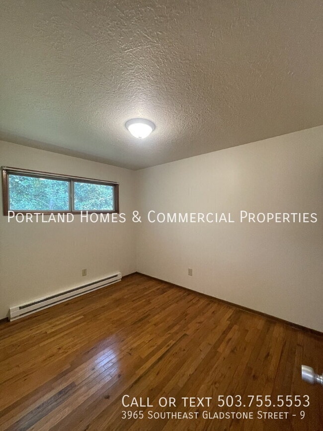 Photo - 3965 SE Gladstone St Unit 9
