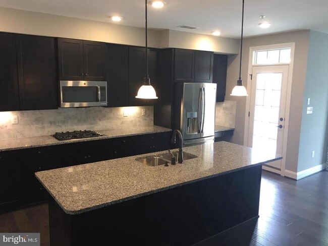 Photo - 6489 Jack Linton Dr N