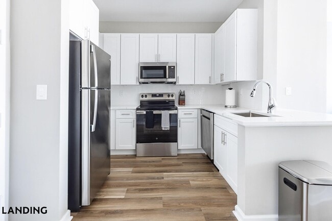 Photo - 100 River Park Dr Unit 137