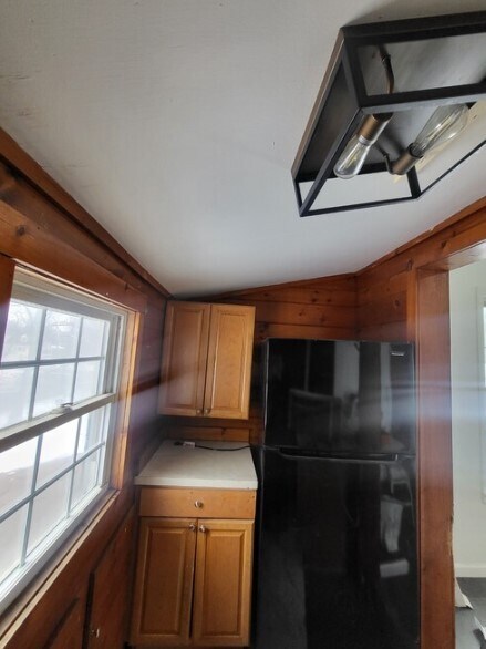 Photo - 323-325 N Main St