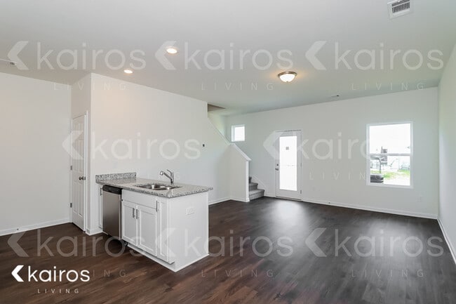 Photo - 106 Dudley Wy