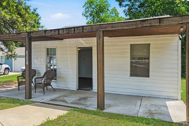 Photo - 1547 Joyner Ave SE