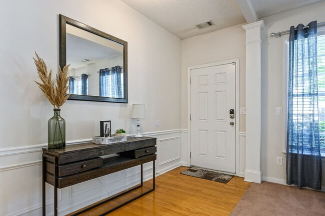 Photo - 206 Persimmon Tr Unit SI ID1234822P