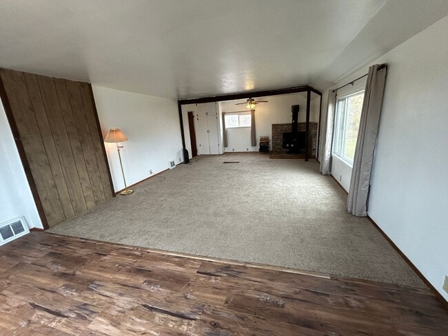 Photo - Country Living