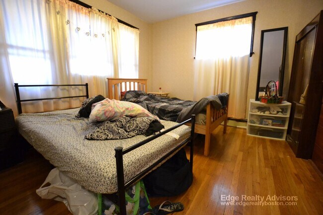 Photo - 203 Everett St Unit 2