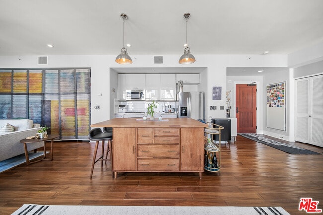 Photo - 460 S Spring St Unit 1205