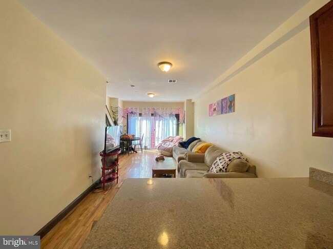 Photo - 1839 N Bouvier St