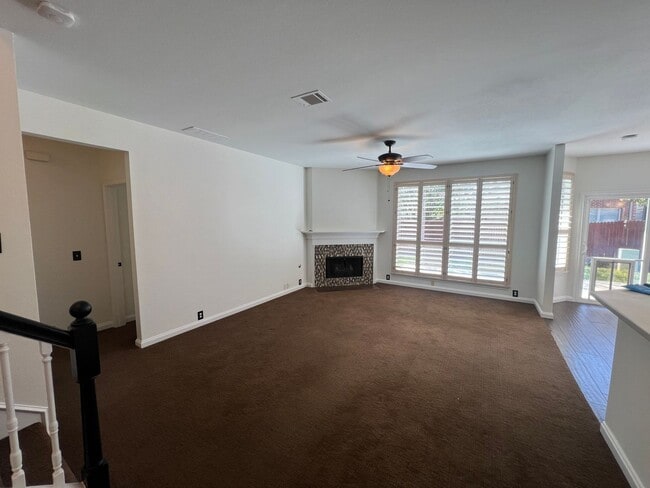 Photo - 10009 Jessica St