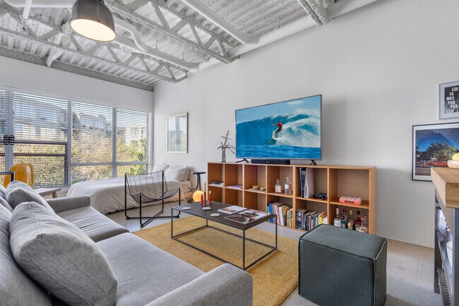 Photo - 350 E 2nd Ave Unit ID1051954P