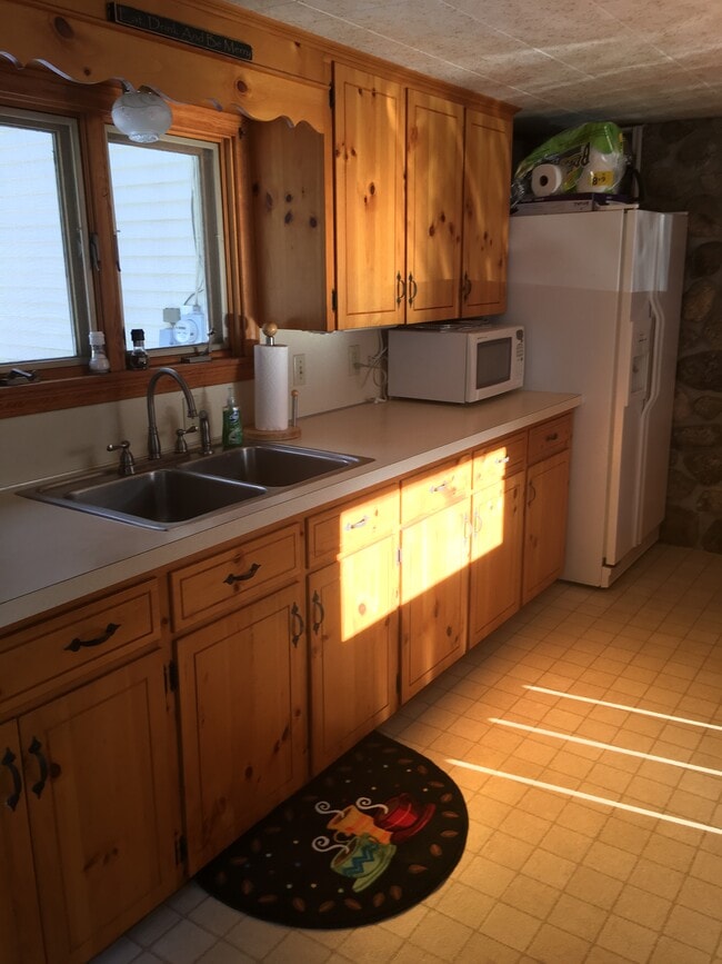 Photo - 685 Sebago Rd