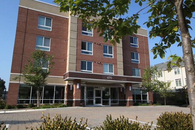 Thomas Court