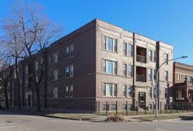 Building Photo - 6203 S Champlain Ave Unit 3S