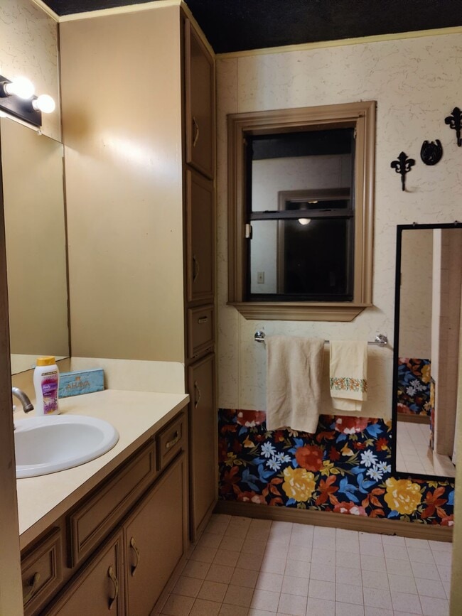 Photo - 7506 County Road 404