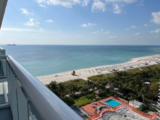 Photo - 2457 Collins Ave Condo Unit PH-5