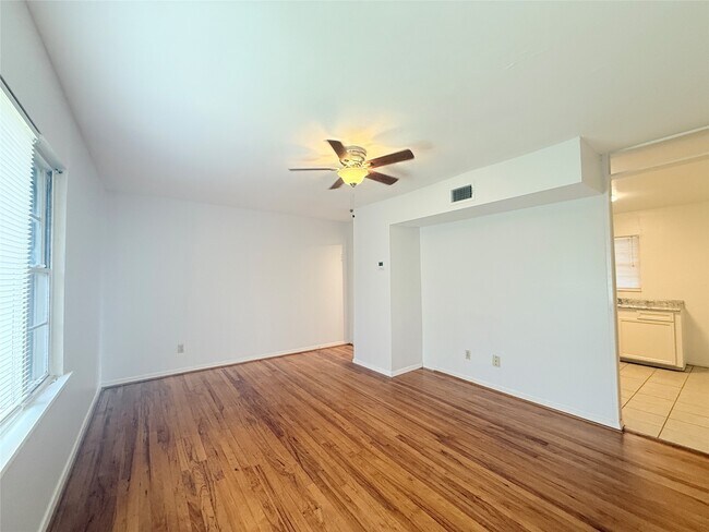 1316 Heights Blvd Unit 3