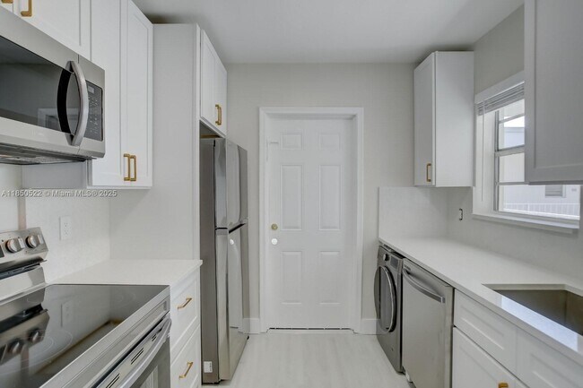 Photo - 1720 Cleveland St Unit 212w
