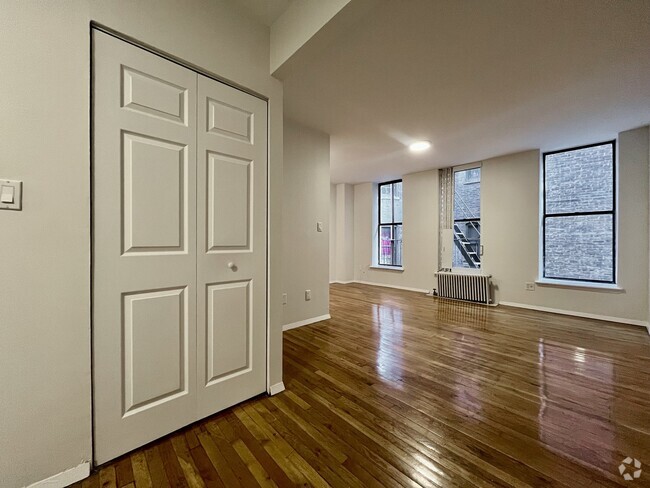 Building Photo - 951 Amsterdam Ave Unit 3A Rental