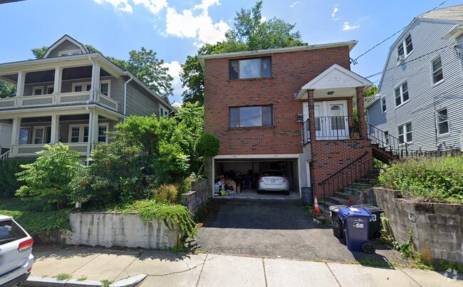 Building Photo - 62 Nonantum St Unit 2 Rental