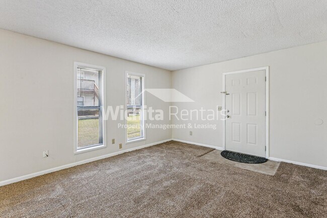 Photo - 223 N Brunswick St Unit #2