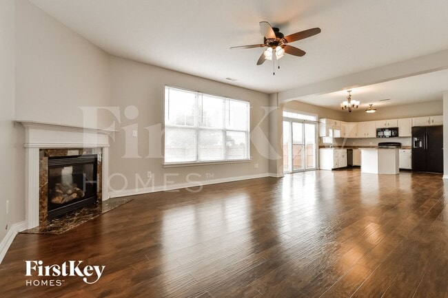 Photo - 1983 Collingwood Dr