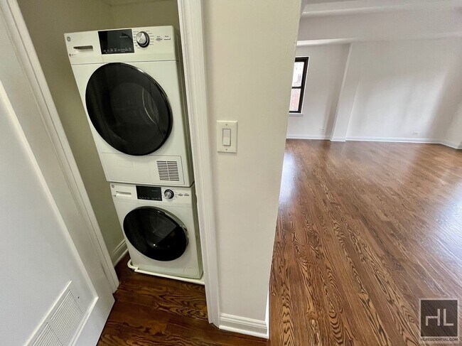 Photo - EAST 57 STREET Unit 7C