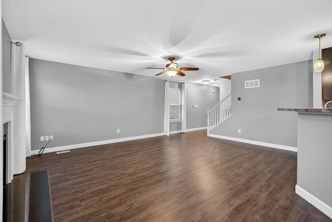 Photo - Charming 4-Bedroom Home in Springhurst Com...