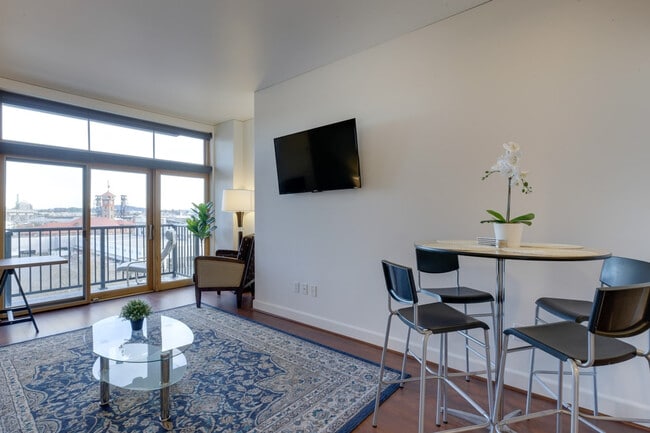 Photo - 900 NW Lovejoy St Unidad SI ID1512211P