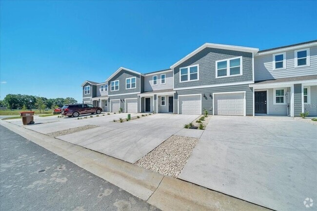 Building Photo - 6614 SW 81st Loop Rental
