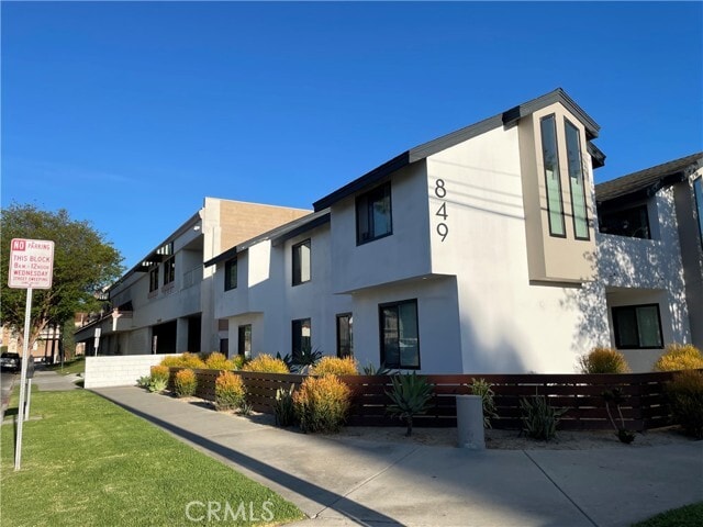 Photo - 849 N Van Ness Ave Unidad 5