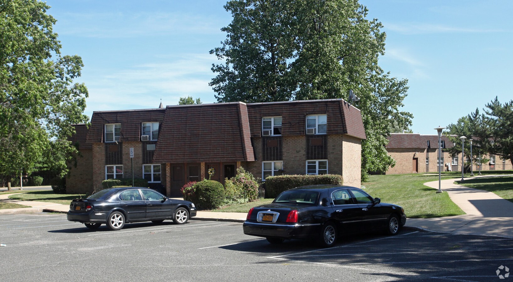 Liberty Park Apartments - Liberty Park Apartments