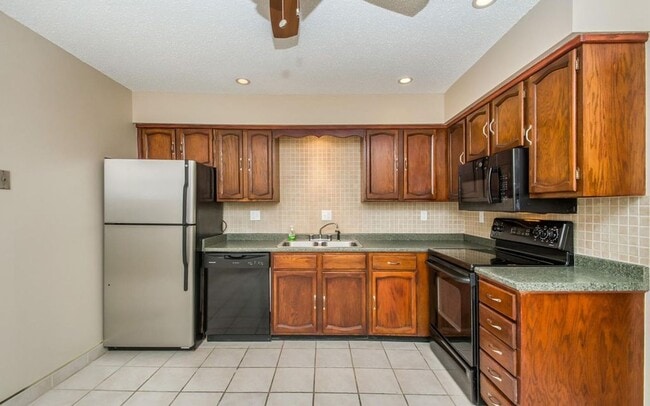 Photo - 5601-5603 Southwest 7th Street Unidad 5603 Southwest 7th Street
