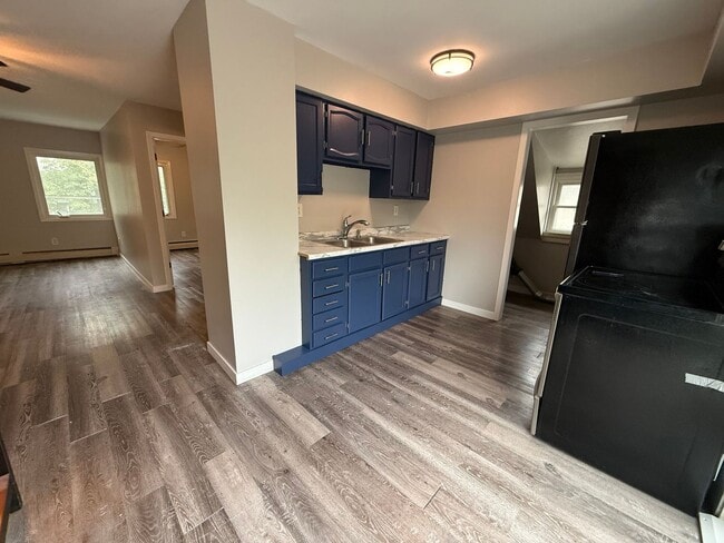 Photo - 916 1st St SE Unit 916 1/2