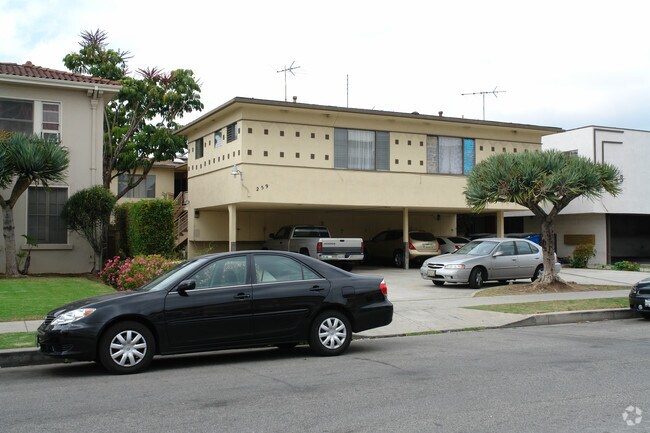 The Hobart Apartments