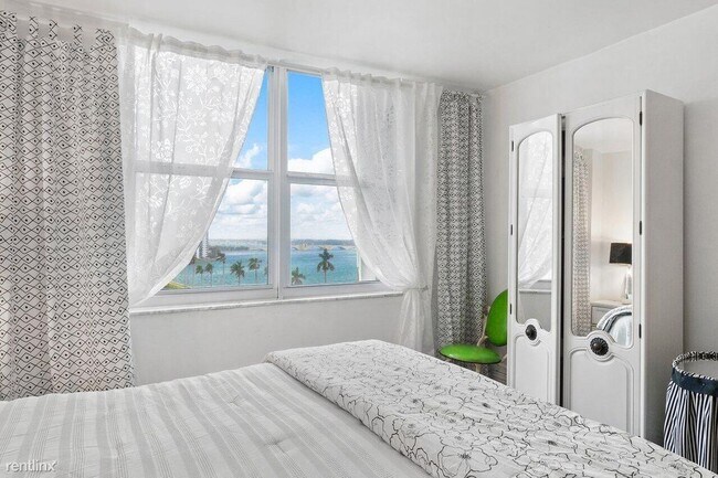 Photo - 2 br, 2 bath House - 1801 S Flagler Dr Apt...