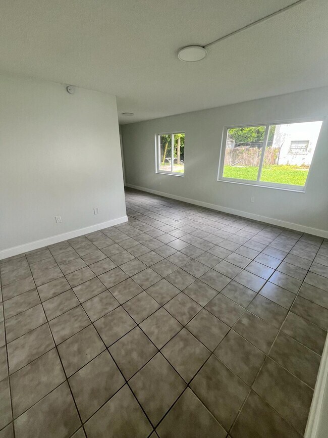 6601 SW LLC- Davie