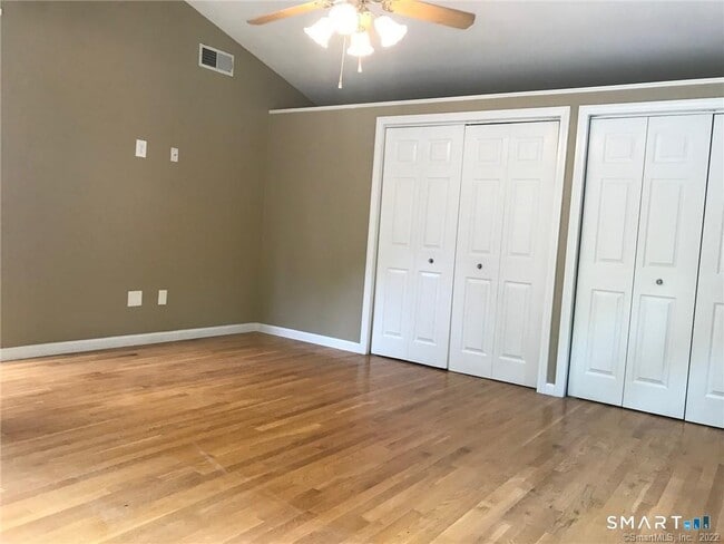 864 Litchfield Turnpike
