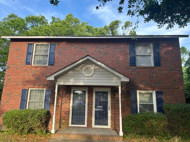Building Photo - 200 Kristin Dr Rental