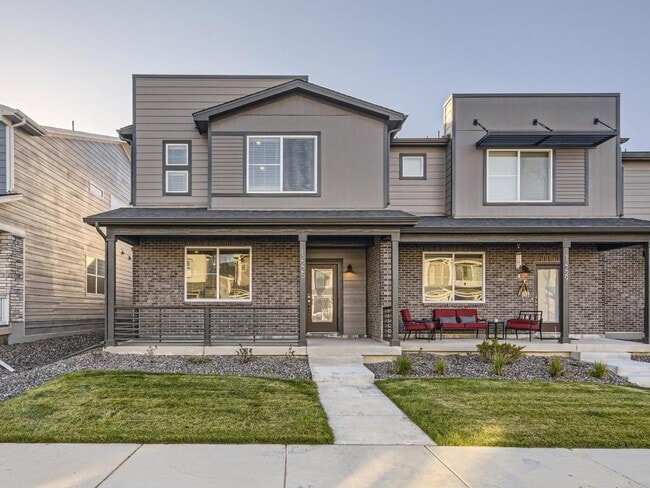 Building Photo - 12225 Creamery St