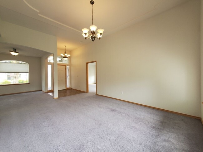Photo - Beautiful South Richland 3-Bedroom Rambler with Open Floor Plan & Spacious Primary Suite!