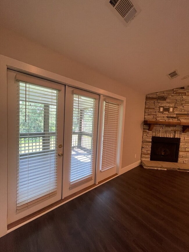 Photo - "Charming 4-Bedroom Retreat in Anderson with Spacious 1760 Sq Ft Layout - Your Perfect Home Awaits!"