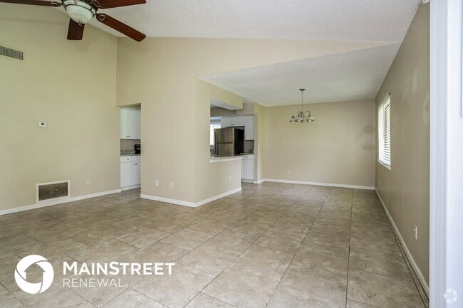 Building Photo - 5625 Westview Dr Rental