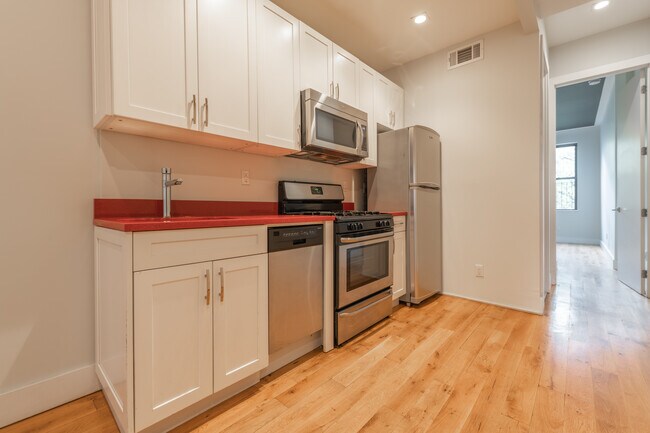 Photo - 186 Wilson Ave Apartment Unit 2L